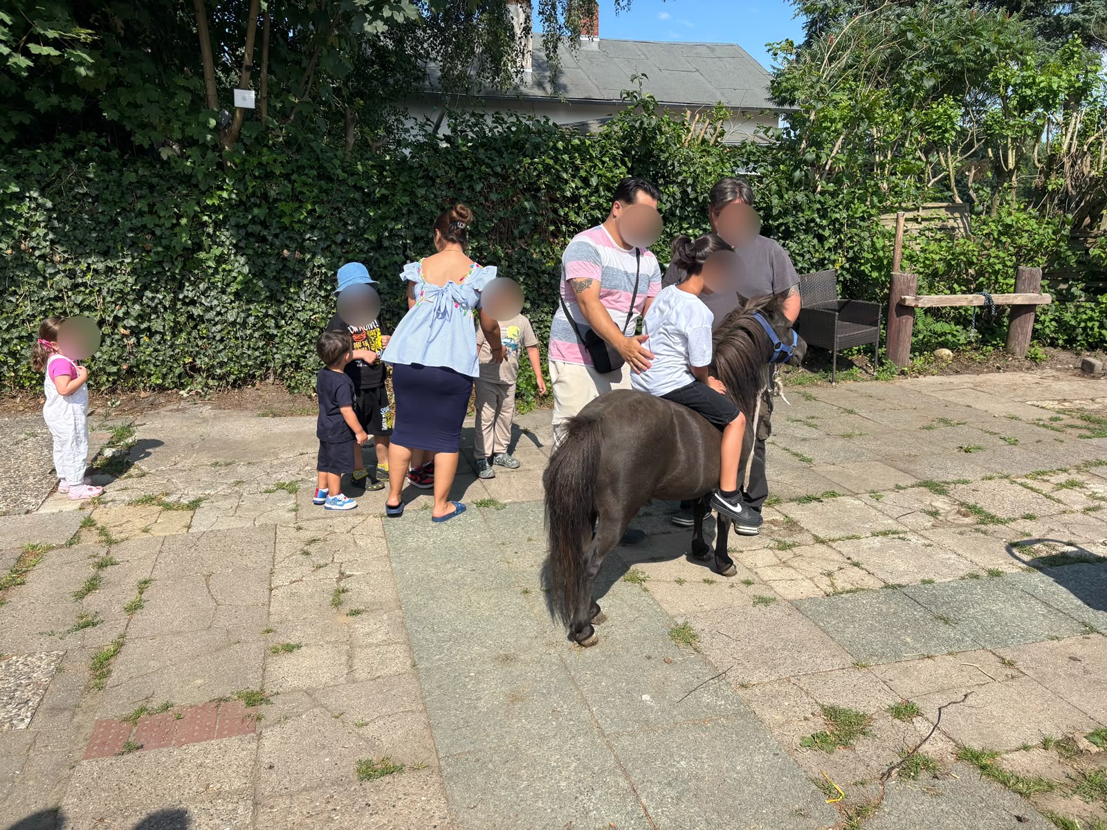 Ausflug der MuKi-Gruppe Osdorf zum Pferdehof - Bild 4